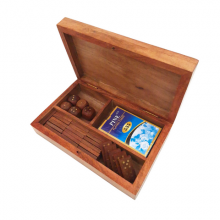 Classic Game Set in a Wooden Box - Entertainment ...