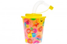 Plastic cup with a tube and a lid - faces 3D ...