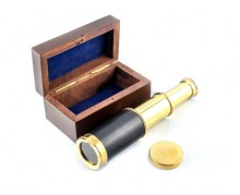Brass and leather DISCOVERY scope in a wooden box