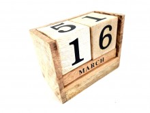 Perpetual calendar made of mango wood