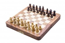 Magnetic chess, Indian rosewood,17x17 cm