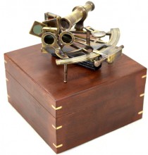 Brass sextant in a wooden box - XL
