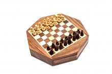 Magnetic chess pieces in an octagonal box