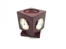 Cube clock with thermometer and hygrometer