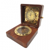 Эксклюзивный набор: латунный компас и часы в деревянной коробке.
