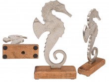 Decoration on a wooden base - Seahorse