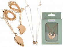 Magnetic heart necklaces (gold color) for lovers